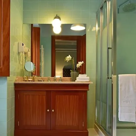 The Biester Charm House Гостевой дом Синтра